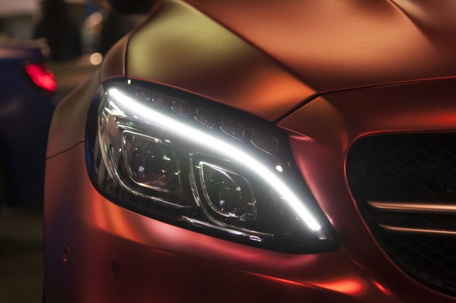 Homologar luces LED de coche: ¿Cuál es el precio?