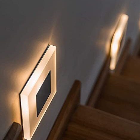 Iluminación de escaleras empotrables con luces LED