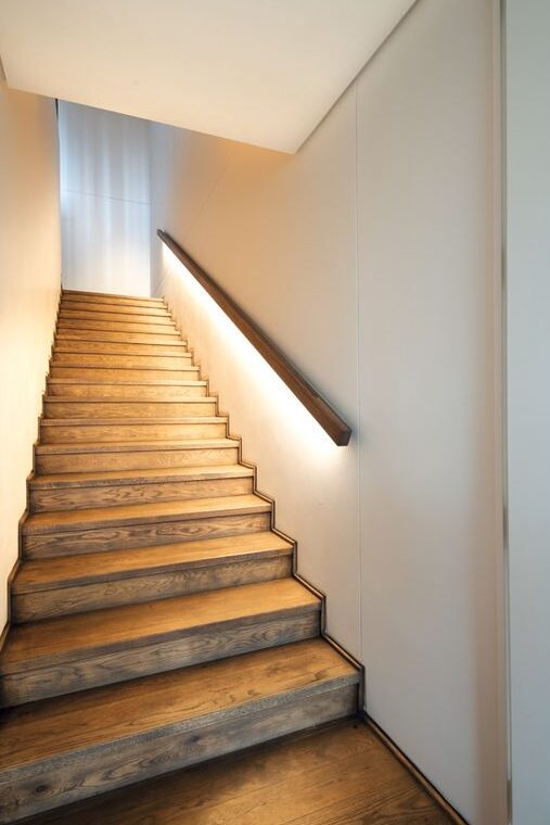 Las mejores luces LED para iluminar tus escaleras