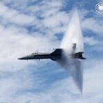 Descubre la tecnología detrás de los aviones supersónicos y cómo rompen la barrera del sonido