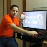 Timbre de luz para sordos: La solución para no perder nunca una llamada