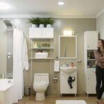 Mejora la estética de tu baño con iluminación moderna y eficiente