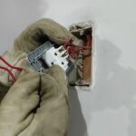 Solución para bombilla parpadeante y ruidosa en 5 pasos